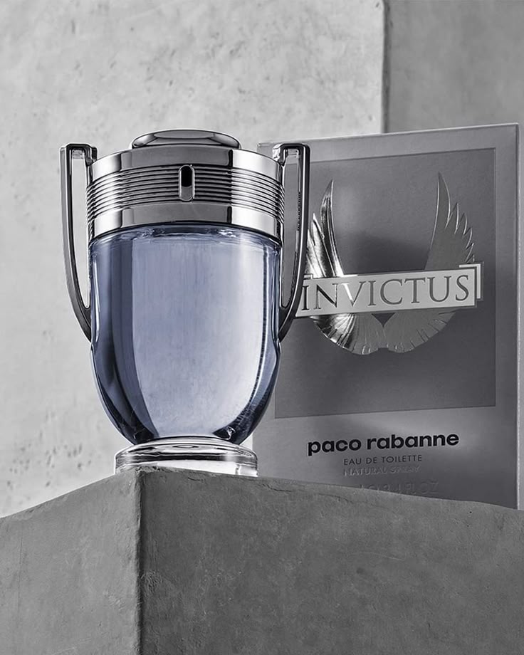 INVICTUS CON FEROMONAS
